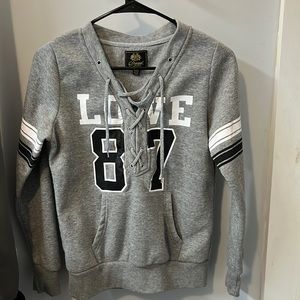 Women’s Graphic Sweatshirt